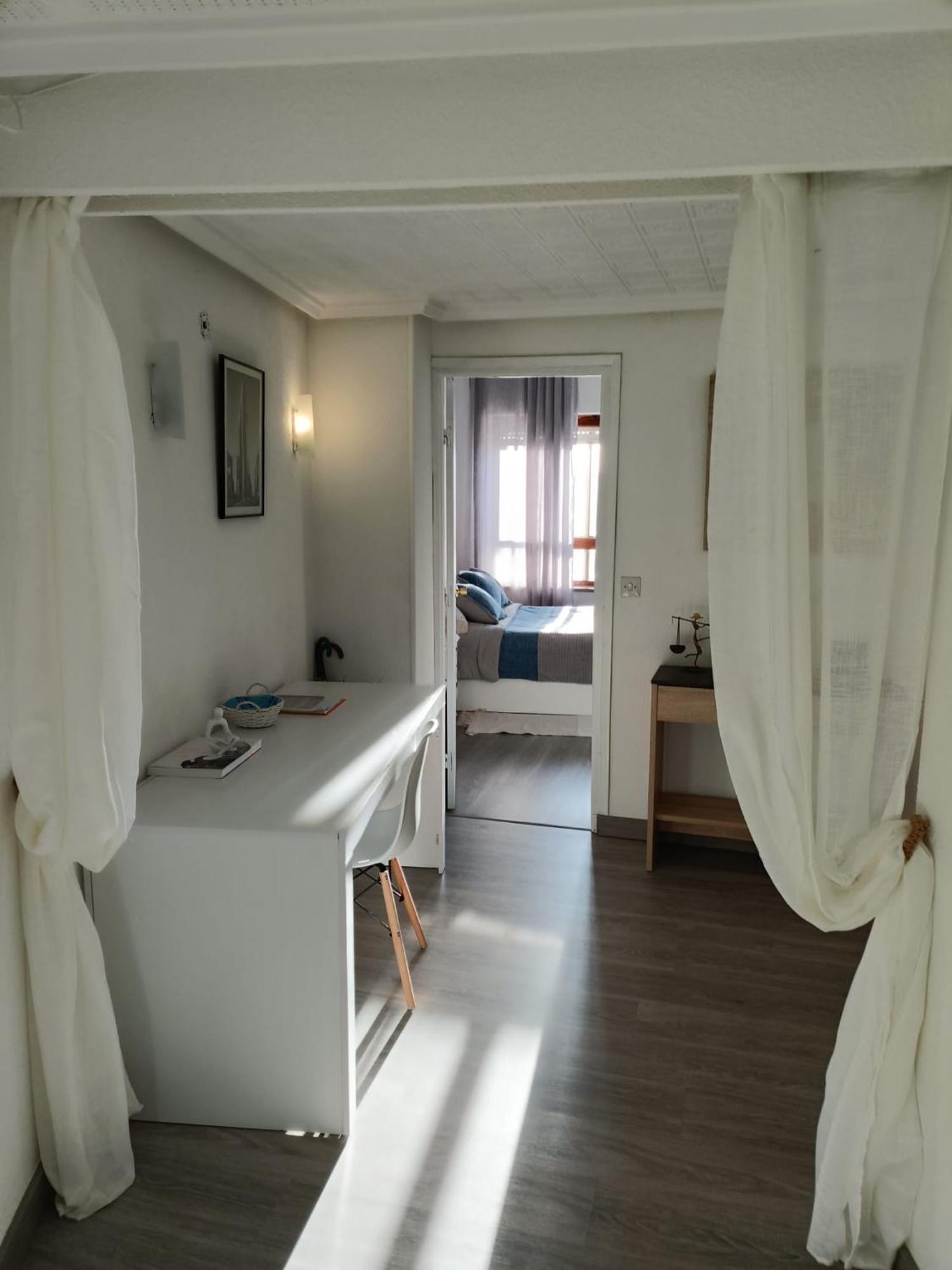 Apartamento Shenzhen En Astorga Camino De Santiago Cochera Bicis מראה חיצוני תמונה